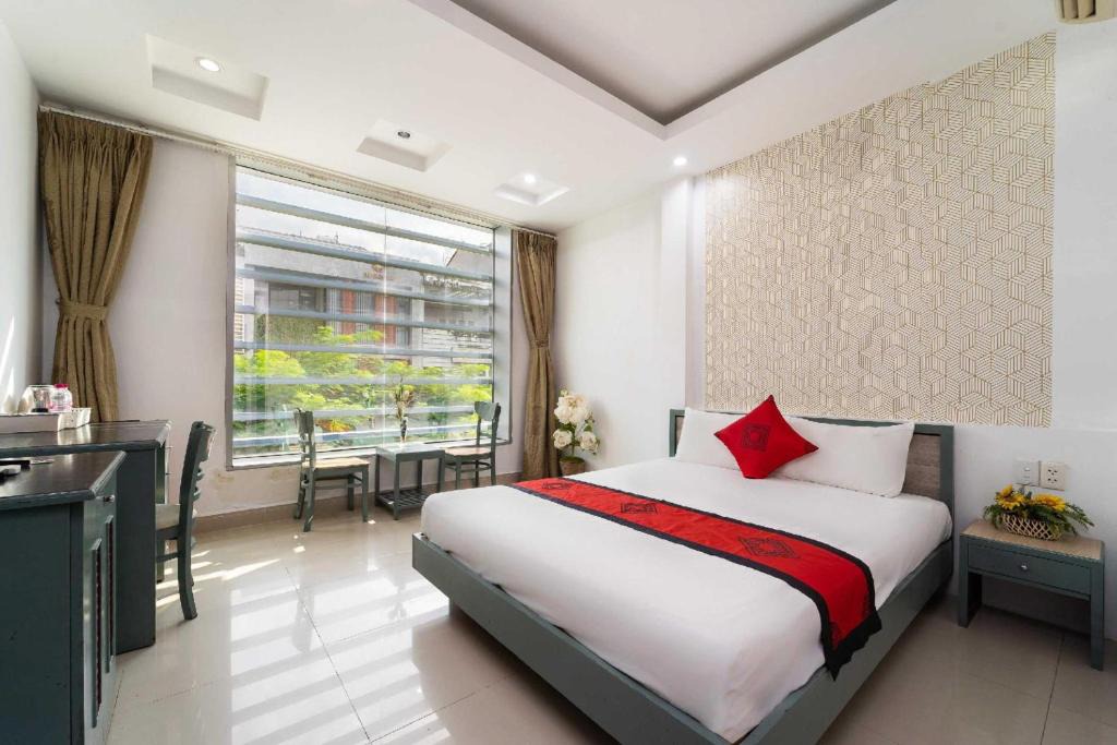 Phu My Hung Hotel | Belvilla Comfort Stays Near SECC formerly Cozy Hotel