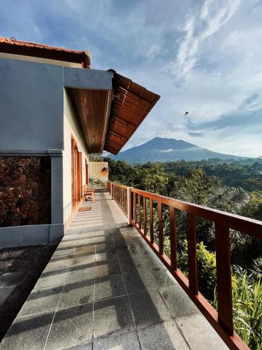 Menanga Bed & Breakfast | Besakih villa