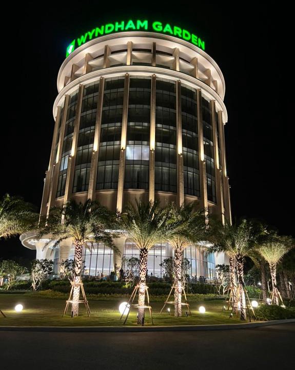 Cam Lam Villa | Biệt thự trong Wyndham garden Cam Ranh