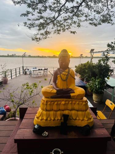 Khsach Kandal Bed & Breakfast | Blue Indigo Retreat Cambodia