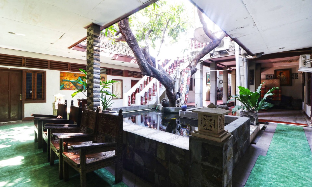 Kebon Sirih Hotel | Borneo Hostel