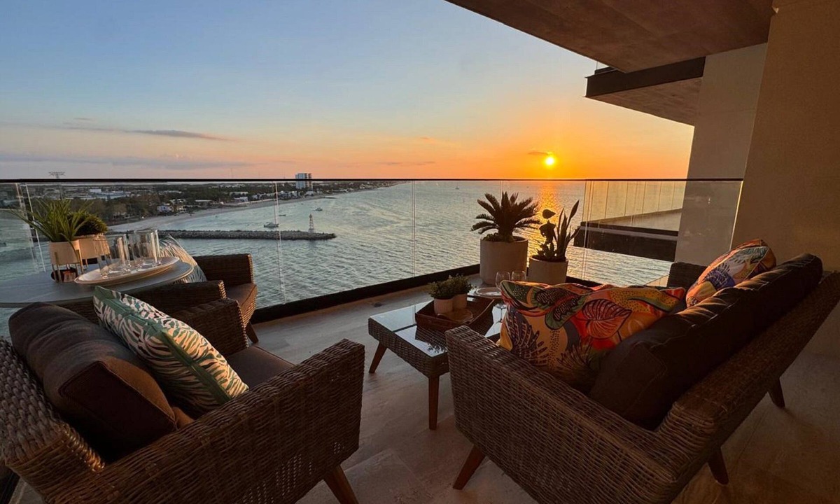 Merida Condo | Breathtaking 2BR deluxe condo with stunning views