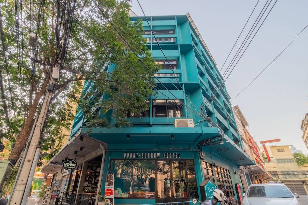 Talat Noi Hostel | Bunny Burrow Hostel