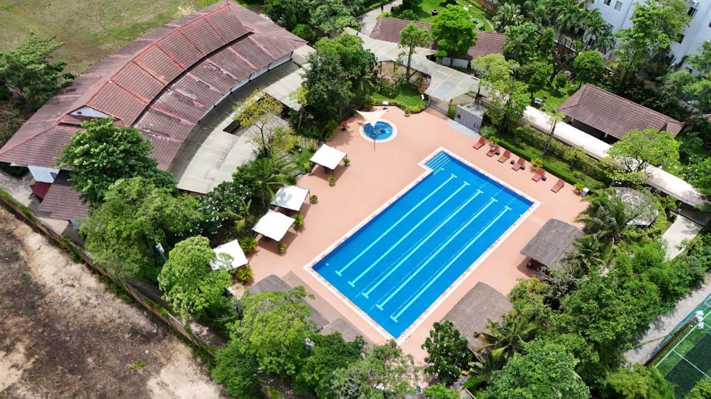 Ruessei Kaev Hotel | Cambodian Country Club