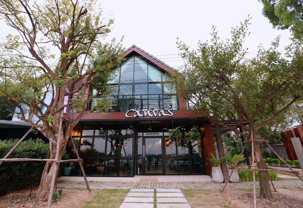 Trat House | Canvas Family Home