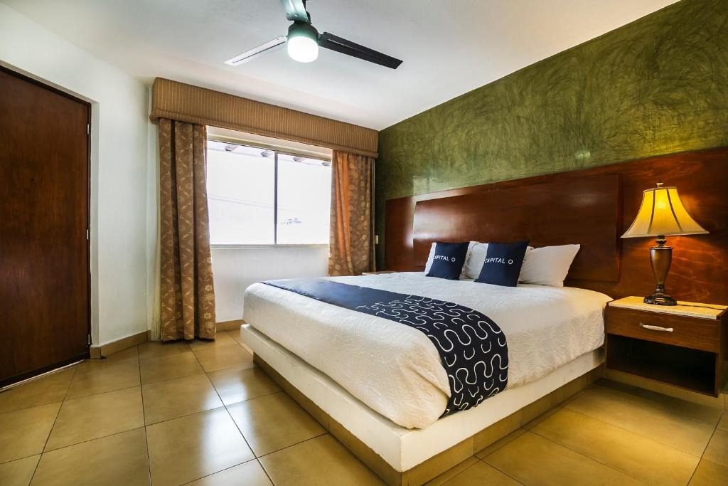 Centro Hotel | Capital O Continental ii, Uruapan