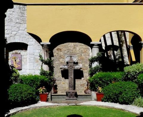 San Miguel de Allende House | Casa Alicia Luxurious 2 Bedroom Home with Fireplace