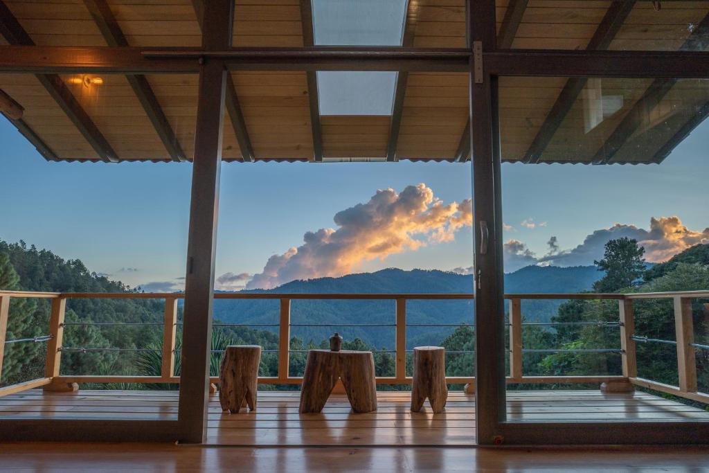 San Jose del Pacifico House | Casa Chuparrosas
