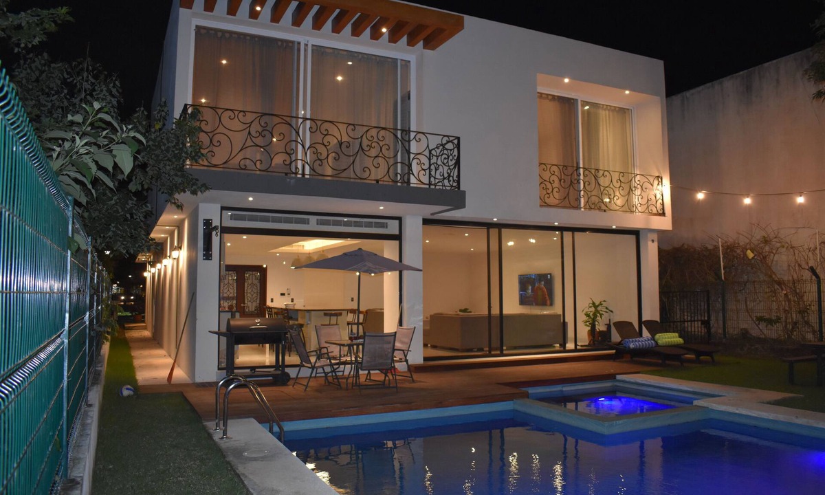 Playacar Fase II House | Casa OHANA en Playacar near the beach and 5th avenue.