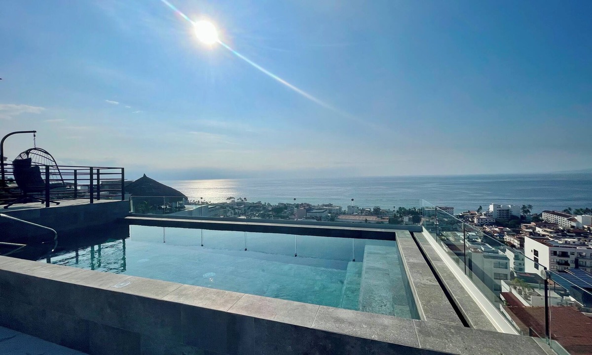 Colonia 5 de Diciembre Apartment | Casa ROMÁNtica: NEW modern 1-bedroom with ocean views