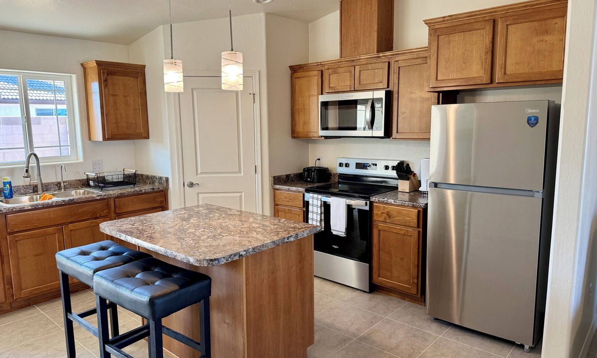 San Luis House | Charming 2-bedroom townhome with WiFi, AC in East San Luis, AZ.