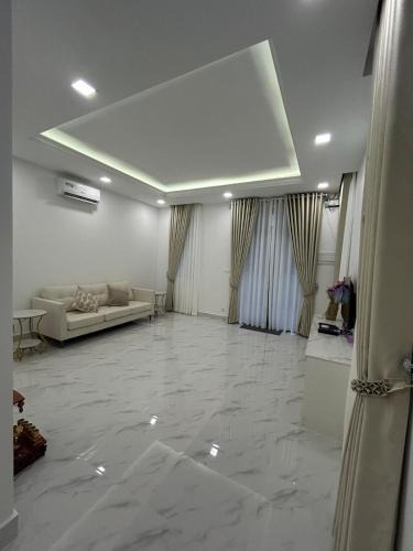 Sangkat Bak Khaeng House | Charming 4-bedroom townhome in vibrant Phnom Penh!