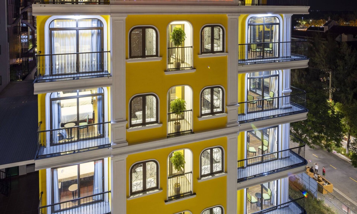 Ngu Hanh Son Hotel | Charming beauty hotel - the center of foreigners area