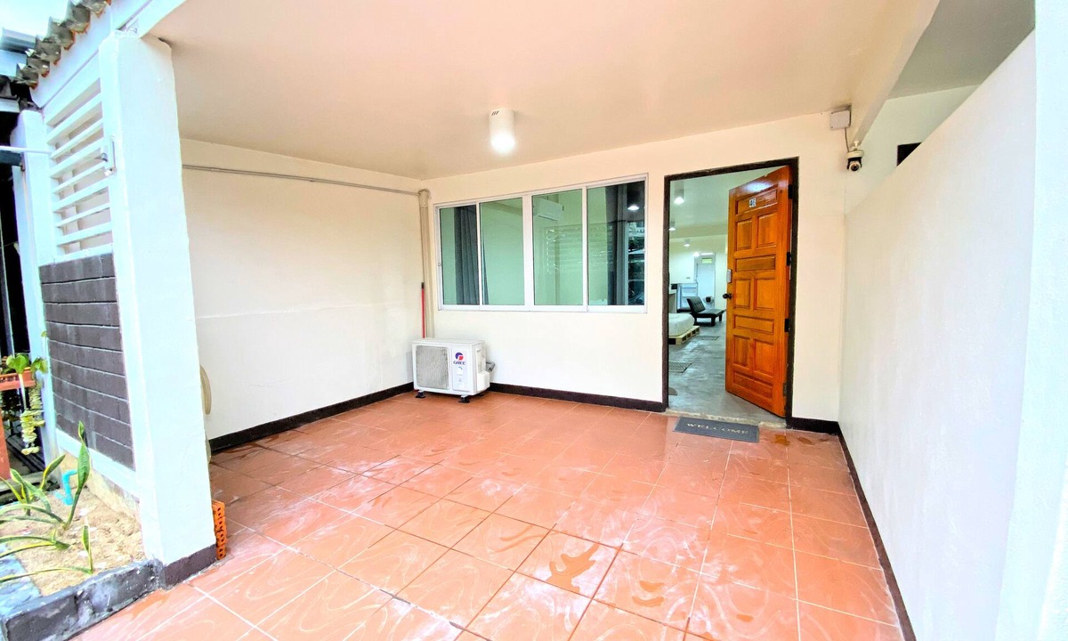 Hai Ya House | Charming Studio townhouse 46 near Airport&Old town