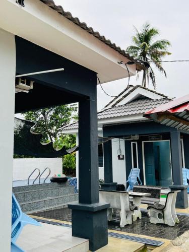 Kampung Siput House | Che Puan Homestay Baling - 2 unit house with kids pool