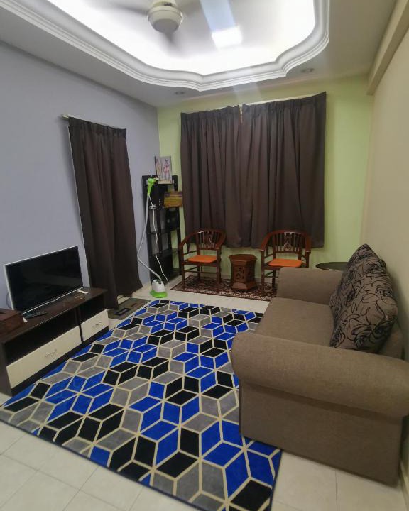 Taman Seraya Apartment | Cikgu Azue Homestay with lift 1floor security gate