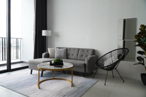 Taman Charming Apartment | Cityline Stay Quiet Top-Floor 3BR The Podium
