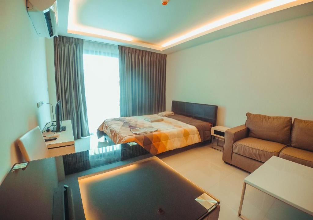 North Pattaya Apartment | Club Royal suites