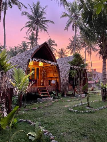 Tanjung Setia Hotel | Cocochill Surfhouse