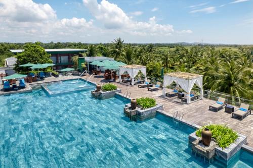 Tu Nghia Resort | Cocoland River & Beach Resort