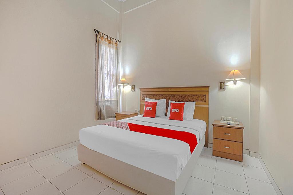 Tulungagung Hotel | Collection O 90589 Palem Garden Hotel