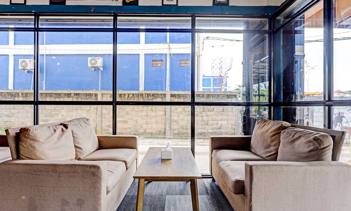 Tanjung Uncang Hotel | Collection O 91499 John Lebron House