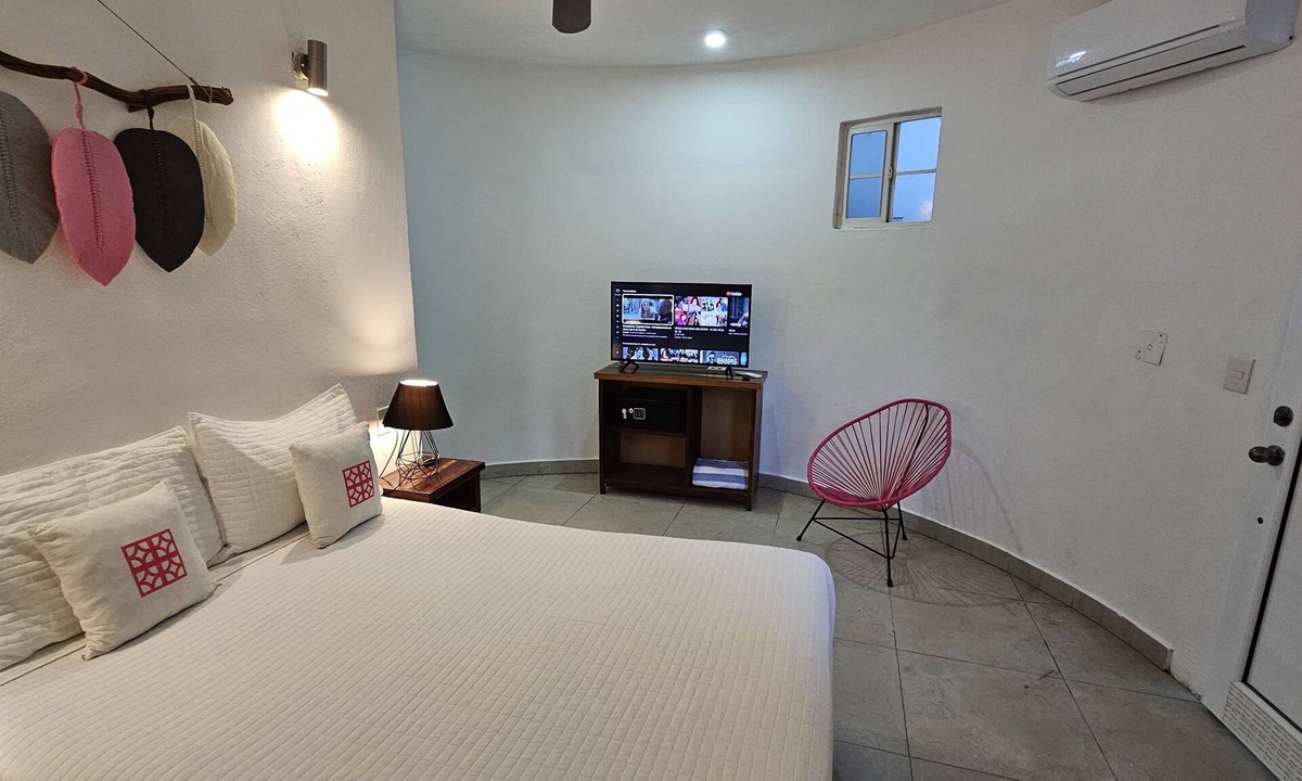Huautlco Apartment | Comfortable 2 bedroom apartment 200 meters from the beach