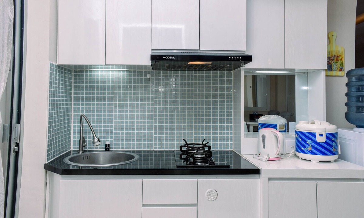 Jatinegara Apartment | Comfortable Combined Unit 3BR at Bassura City Apartment near Mall