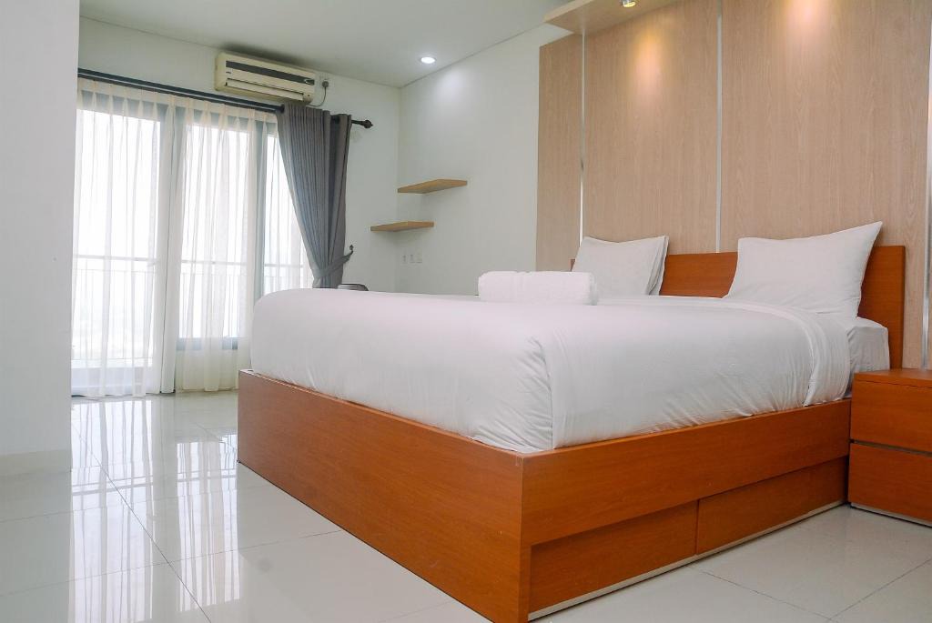 Senayan Apartment | Comfortable Studio Apartment at Tamansari Semanggi By Travelio