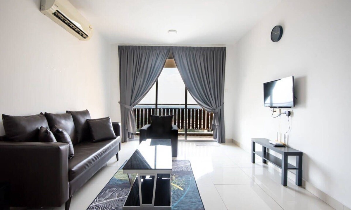 Johor Bahru Apartment | Comfy 3BR Apt @ KSL Daya Near Ikea Tebrau, Parking