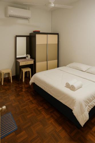 Kampung Minintod Apartment | Country heights Homestay