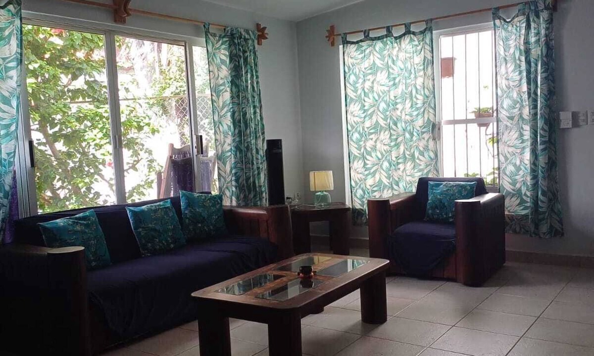 Colonia Adolfo Lopez Mateos Apartment | Cozumel peaceful retreat, WIFI, pool TV, Kitchenet, walking distance to town.