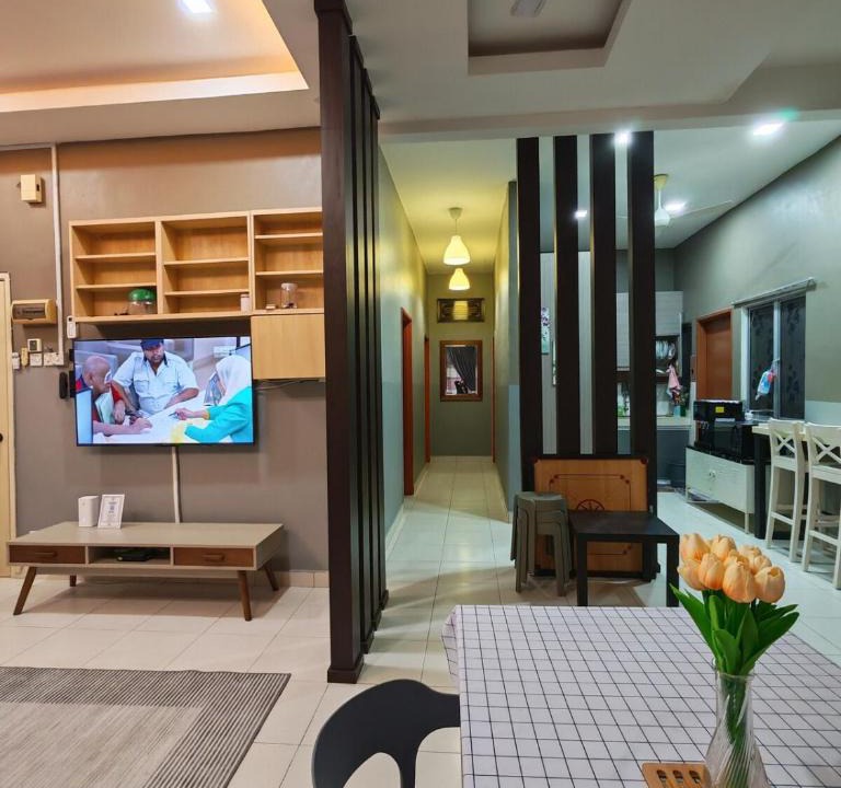 Geching Hilir House | Cozy 4BR Homestay Near KLIA & SIC