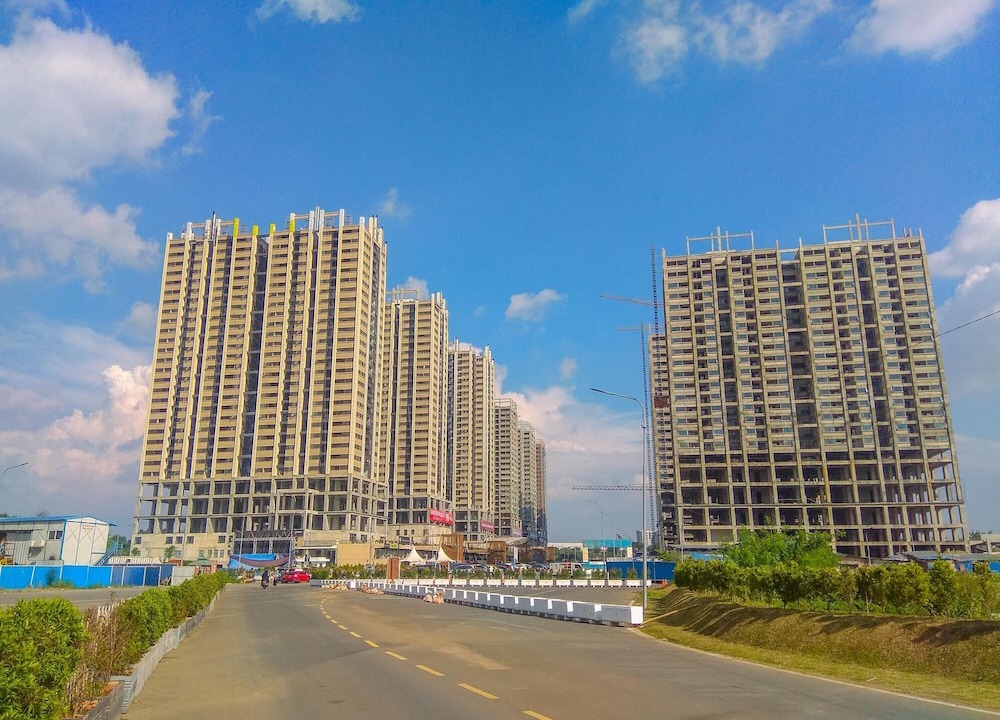 Cikarang Hotel | Cozy and Simply 2Br at Meikarta Apartment