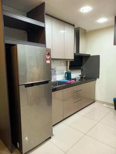 Shah Alam Apartment | Cozy Homestay at Trefoil SETIA Alam