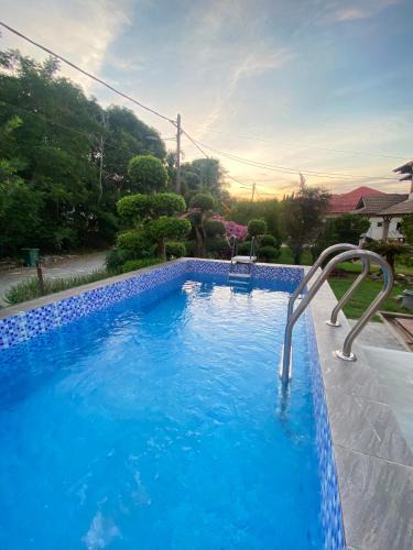 Taman Rakyat House | Cozy PD Villa - Bungalow for 15 paxs - Port Dickson
