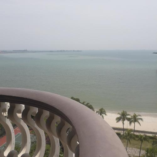 Taman Tanjung Apartment | Cozy Seaview Glory Beach Resort ANC