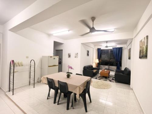 Bukit Gong Apartment | Cozy Stay ANJANA SERI GUEST HOUSE HOMESTAY Melaka