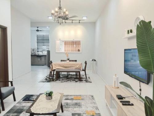 Ayer Panas House | Cozy Terrace House Homestay UTEM Ayer Keroh Melaka