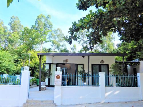 Tan Hiep House | Crest House Beachside - Three-bedroom Private House on Cham Island Hoi An