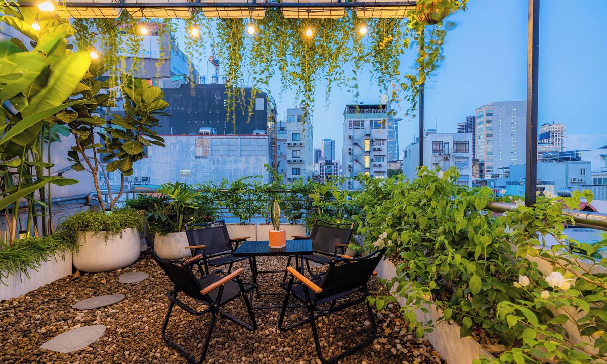Nguyen Thai Binh Hotel | Cubicity Metro House