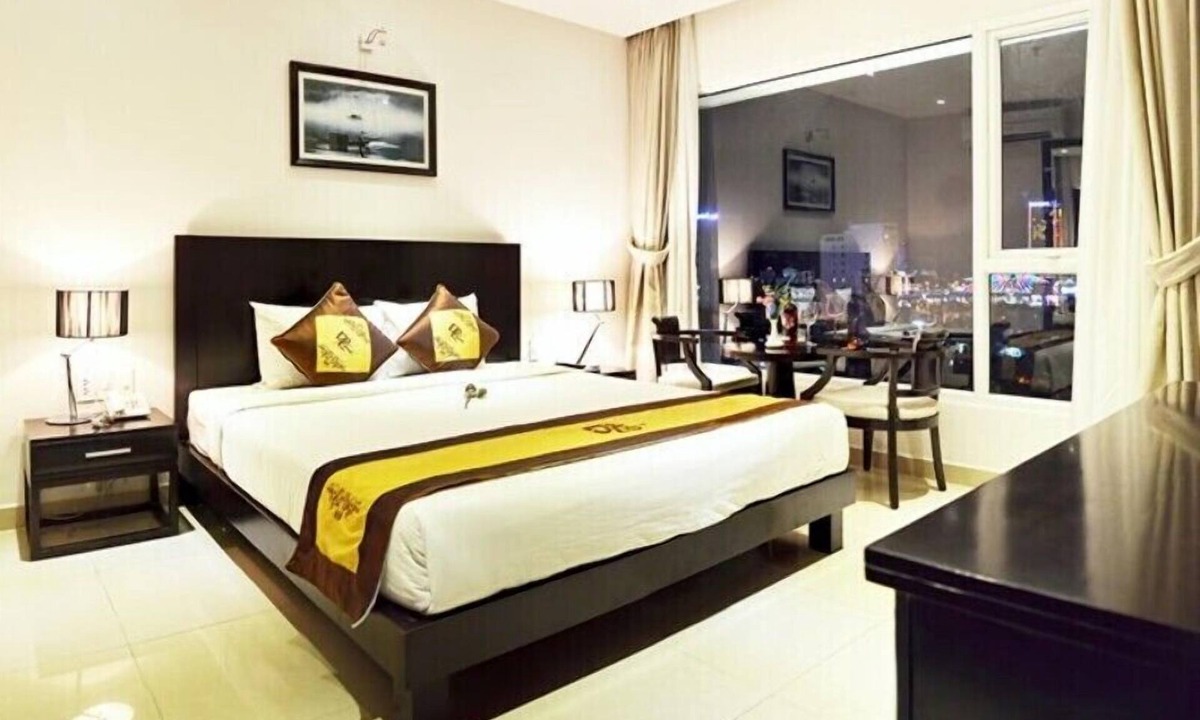Son Tra Hotel | D&C Hotel Danang