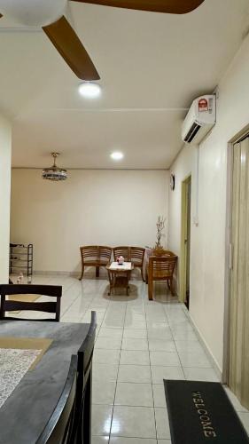 Kampung Minintod Apartment | D'CHINTA Homestay Country Heights, Penampang