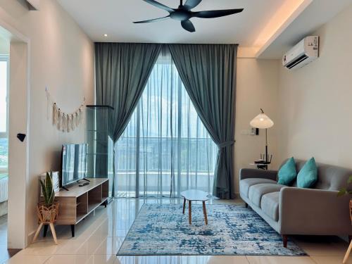 Taman Teh Teng Seng Apartment | D'Festivo Residence Ipoh 3Bdr by PLY Home