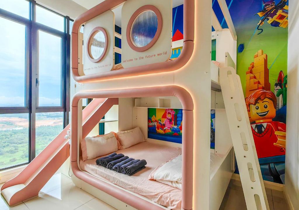 Medini Apartment | D'Pristine Theme Suite by Nest Home at LEGOLAND