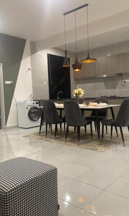 Kajang Apartment | D'Rinie Sky Homestay