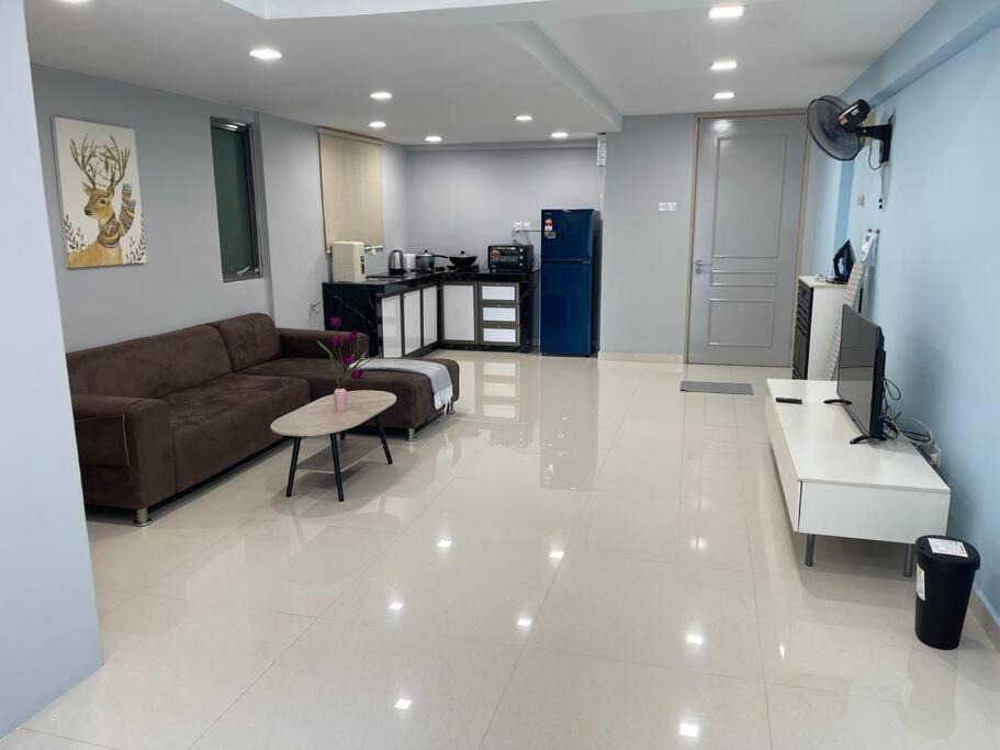 Taman Pertama Apartment | Dalamanda 3Pax Sunway Velocity Balcony CItyView
