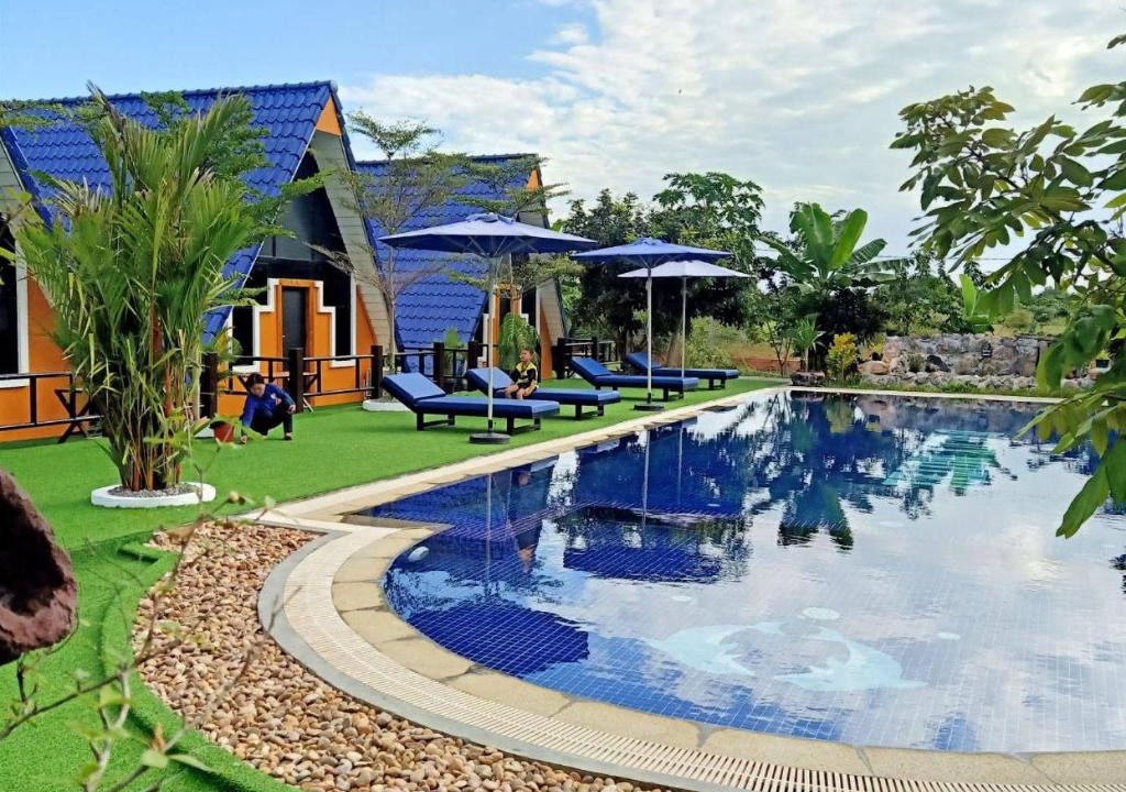 Banan House | Dalux Motel