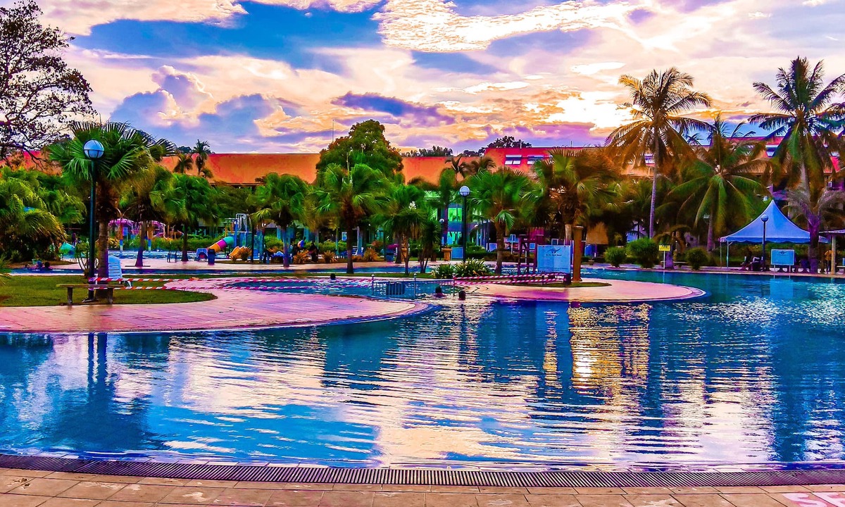 Kuantan Hotel | De Rhu Beach Resort
