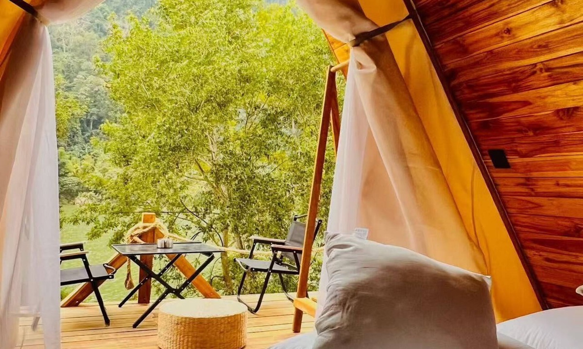 Nong Khiaw House | Delightful 16-bedroom bungalow with AC in Papaya Resort Nong Khiaw